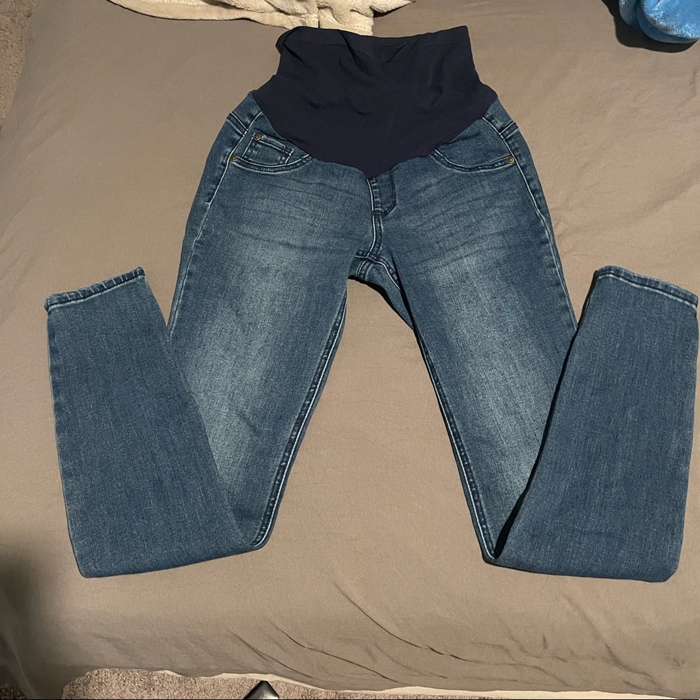 Maternity jeans